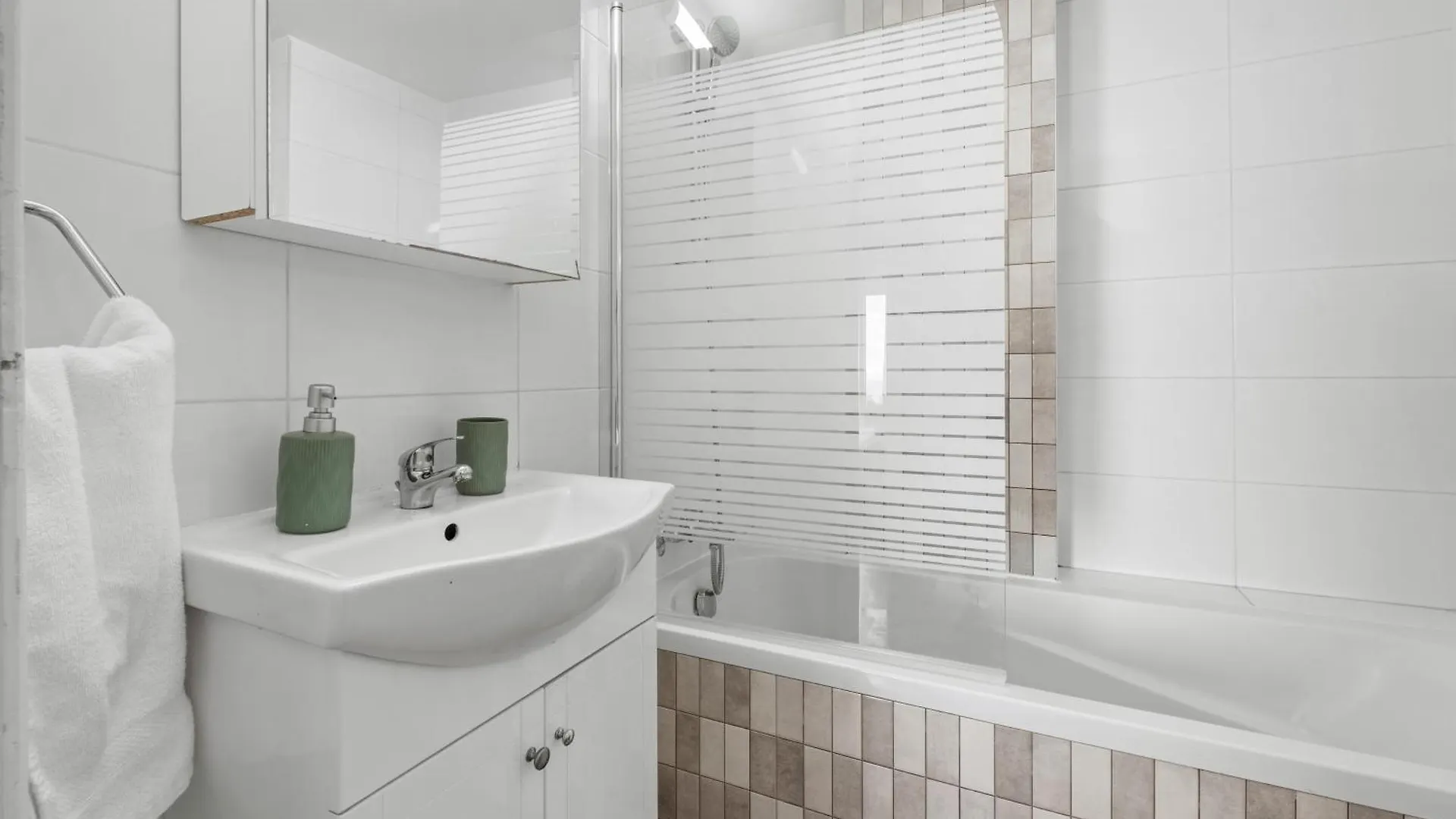 Lazuli Sea View Beachfront- Ap 61 Larnaca Cyprus