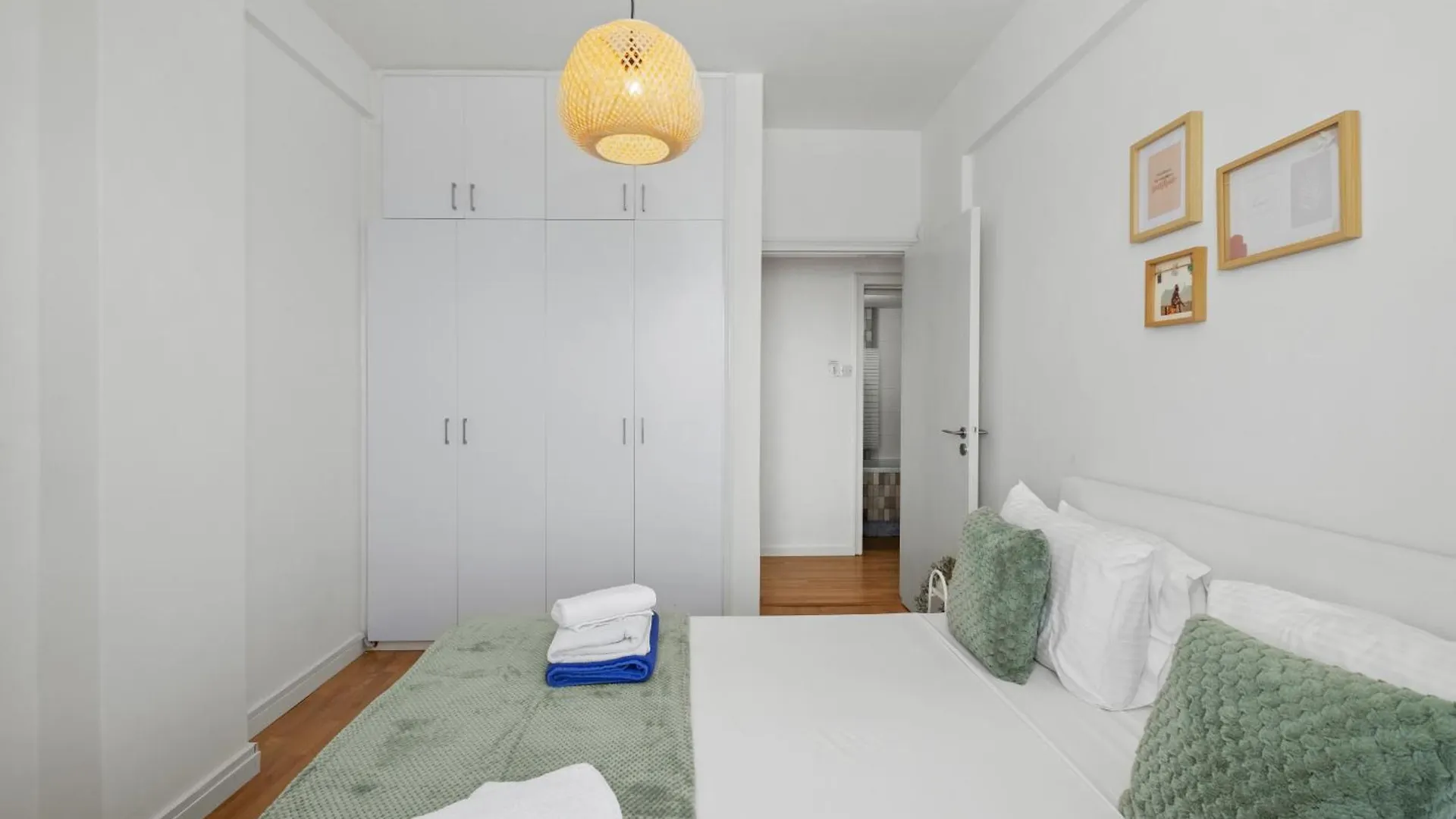 לרנקה Lazuli Sea View Beachfront- Ap 61